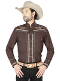 Camisa Vaquera de Hombre El Señor de los Cielos CHC060 Manga Larga Bordada en 65% Poliéster 35% Algodón Color Café 42876