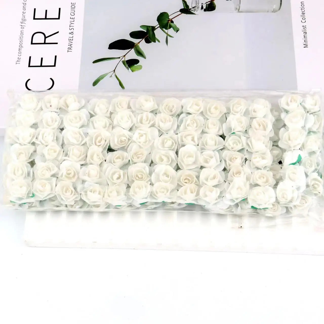 Mini ramo de rosas artificiales de papel