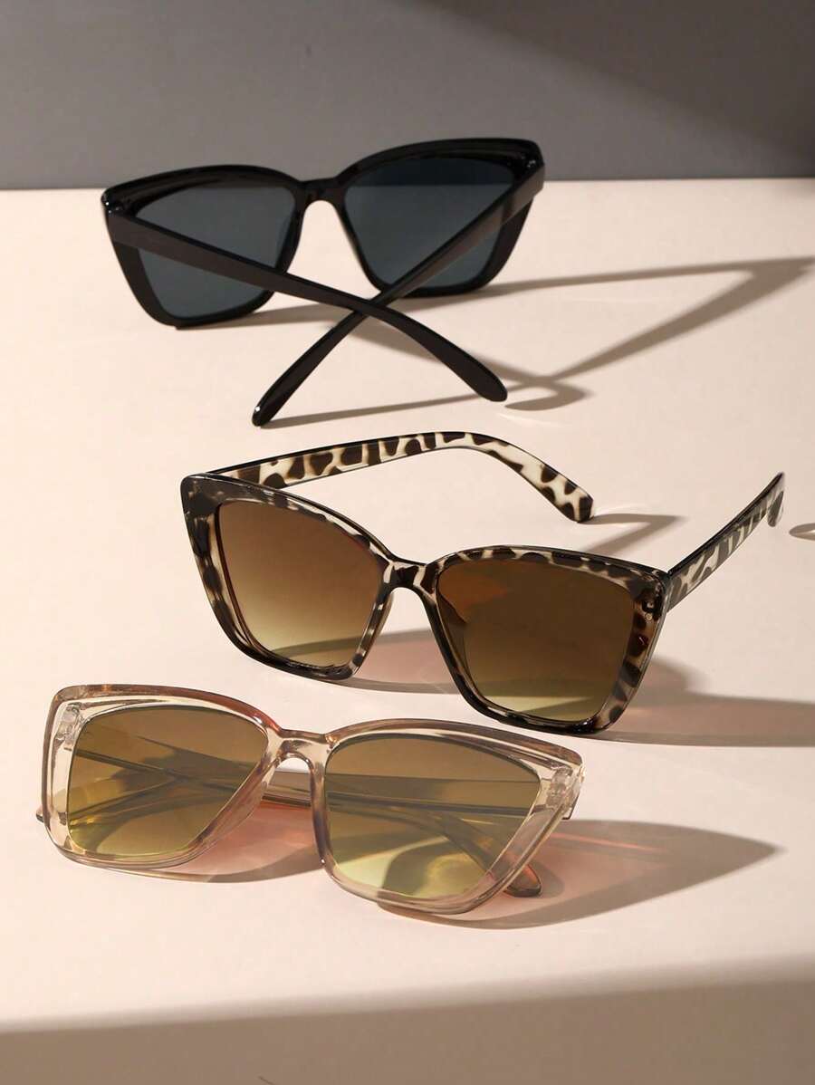 gafas de mujer con montura en forma de ojo de gato
