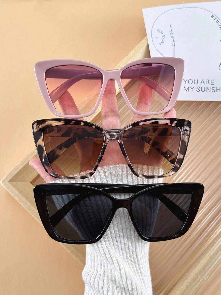 gafas de mujer con montura en forma de ojo de gato