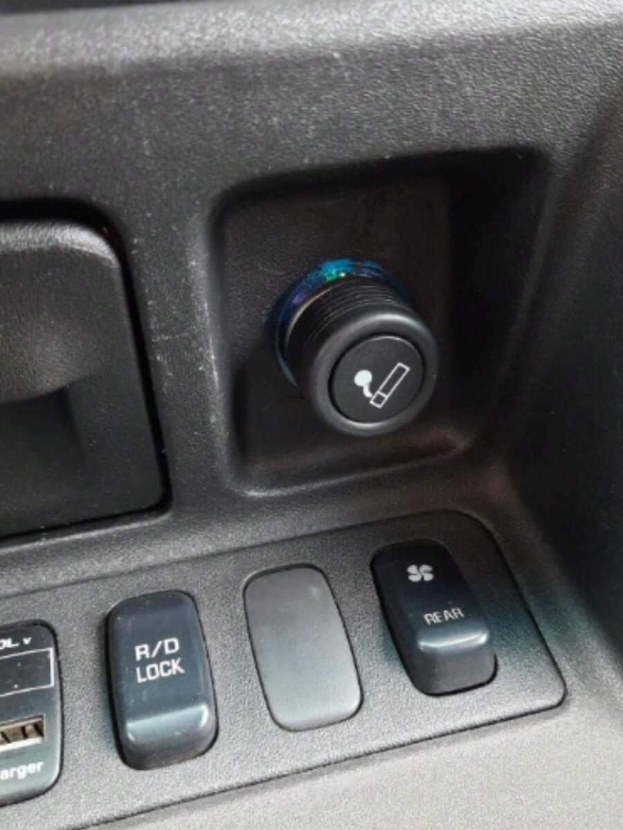 Encendedor tipo europeo para coche