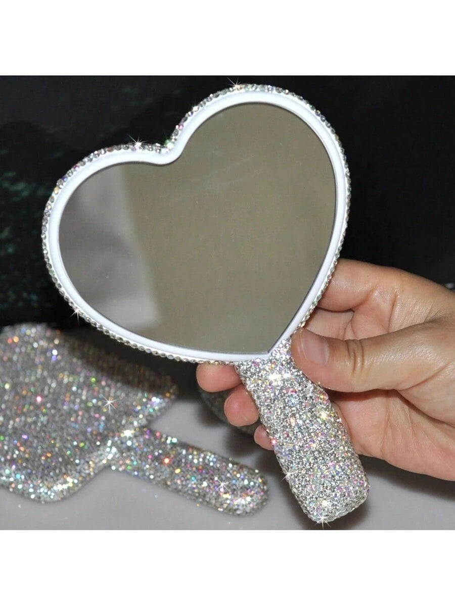 Espejo de maquillaje en forma de corazón