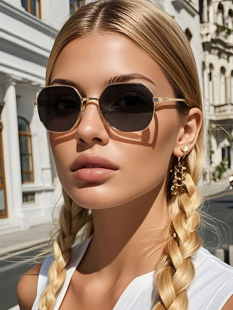 Gafas de moda metálicas y geométricas