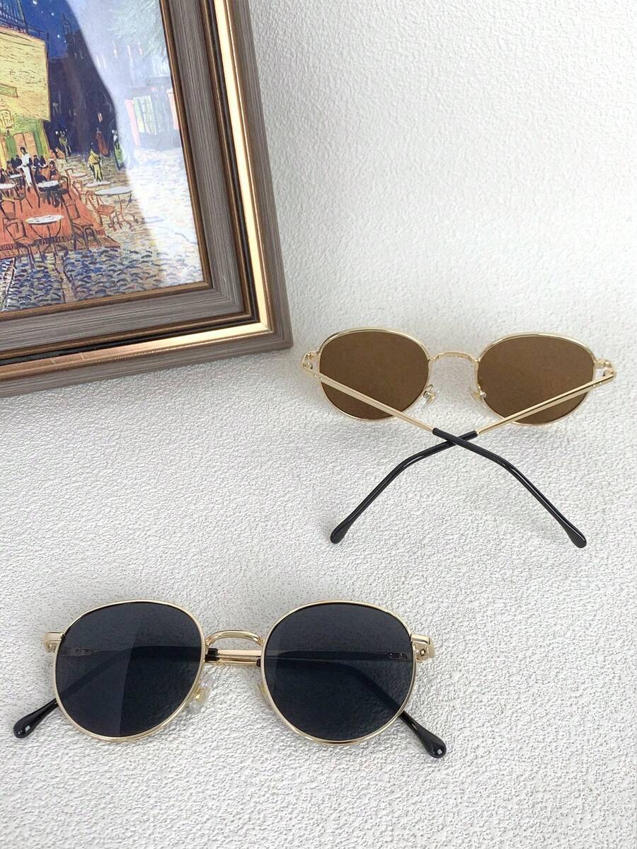 gafas con montura redonda pequeña y retro