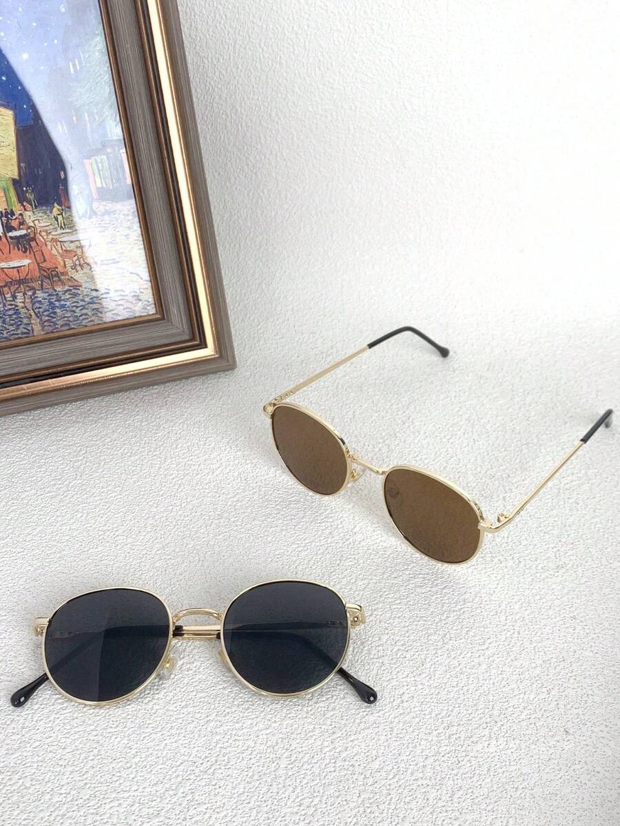 gafas con montura redonda pequeña y retro