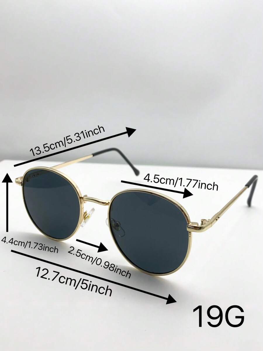 gafas con montura redonda pequeña y retro