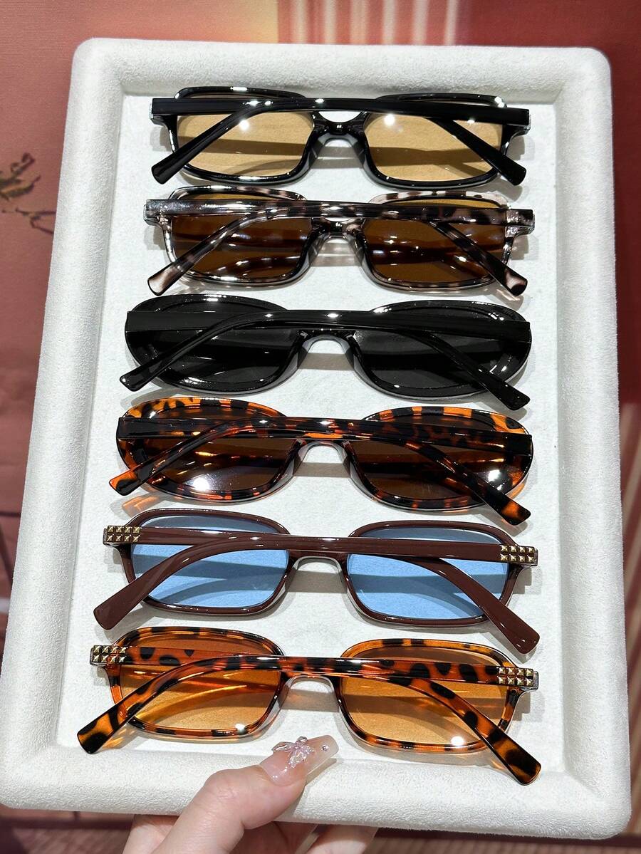 gafas con estampado de leopardo y marcos geométricos multicolor