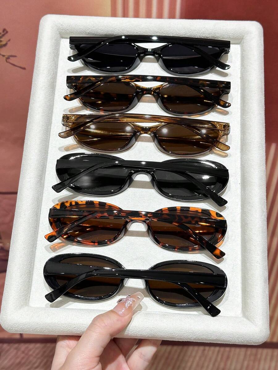gafas con estampado de leopardo y marcos geométricos multicolor