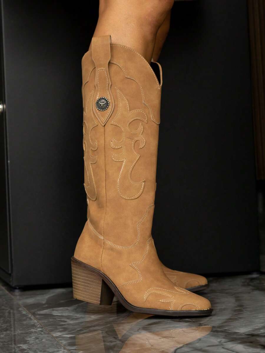 Botas vaqueras vintage con tacón alto y grueso