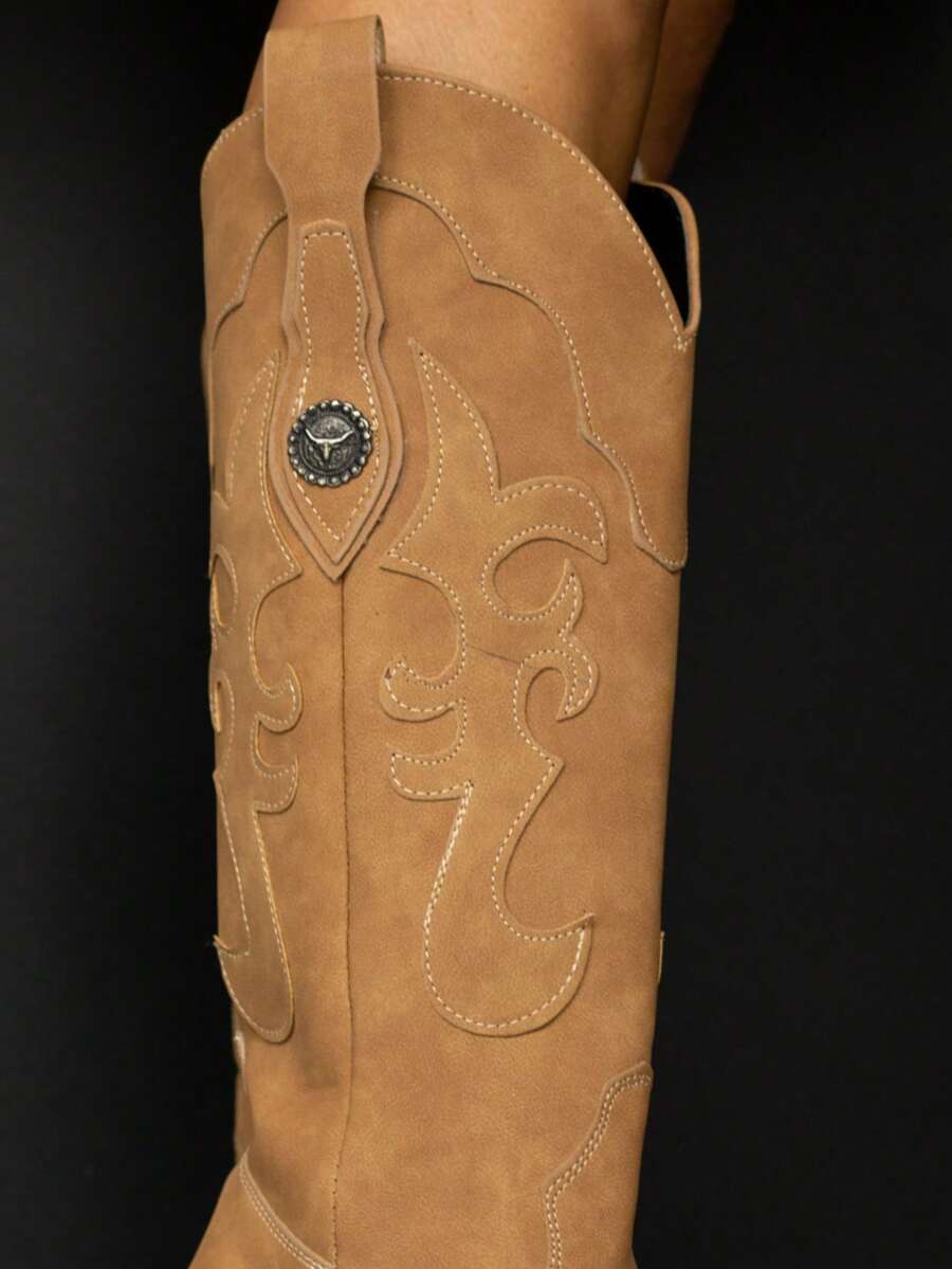 Botas vaqueras vintage con tacón alto y grueso