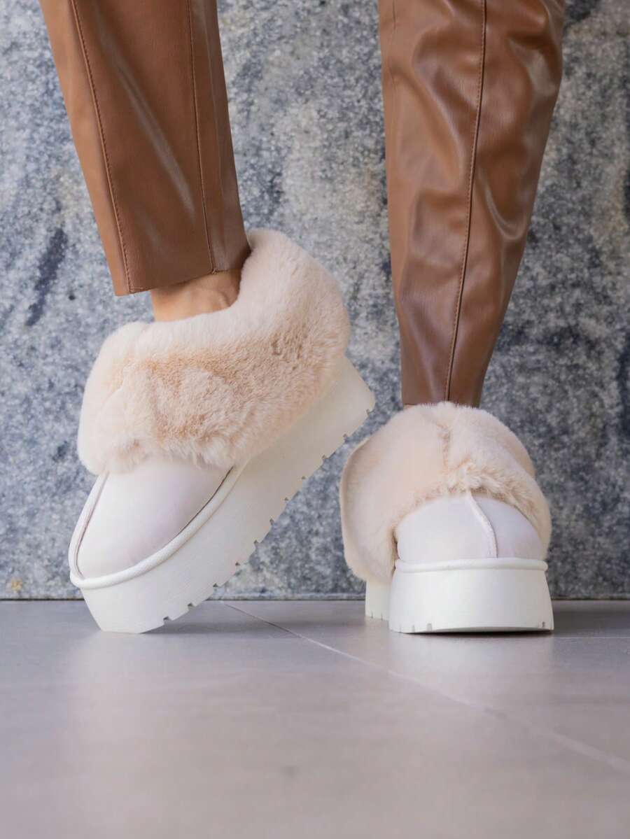 Bota de moda,bota de dama con peluche por fuera y por dentro