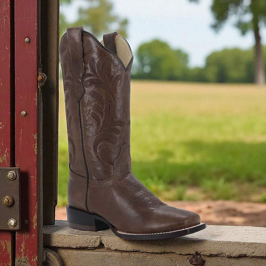 Botas Vaqueras de Caña Alta con Bordado Elegante