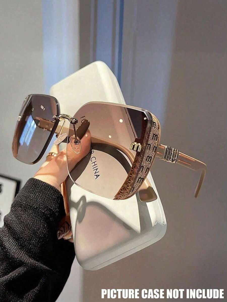Gafas con montura grande cuadrada
