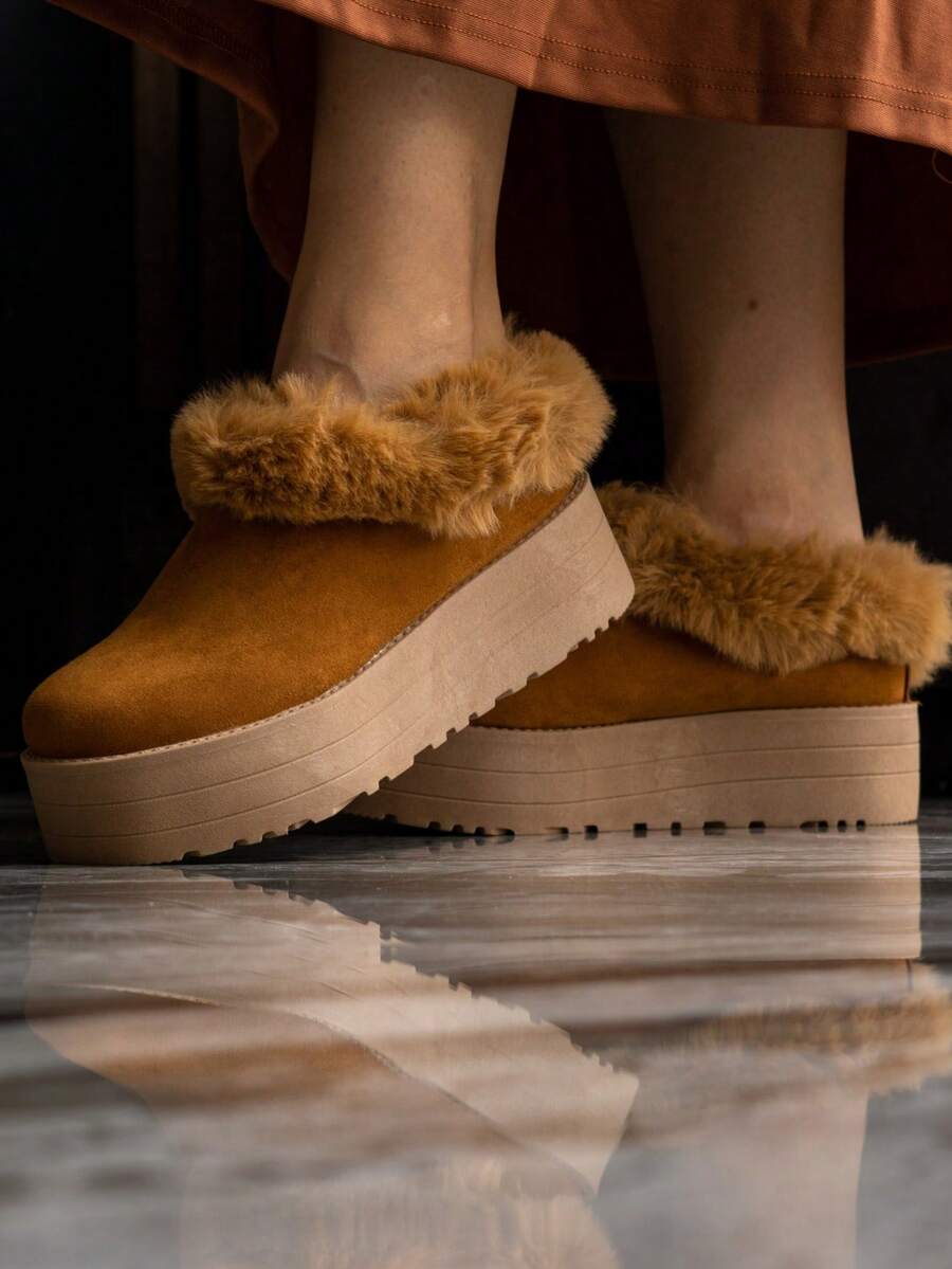 Calzado tipo slip-on con plataforma