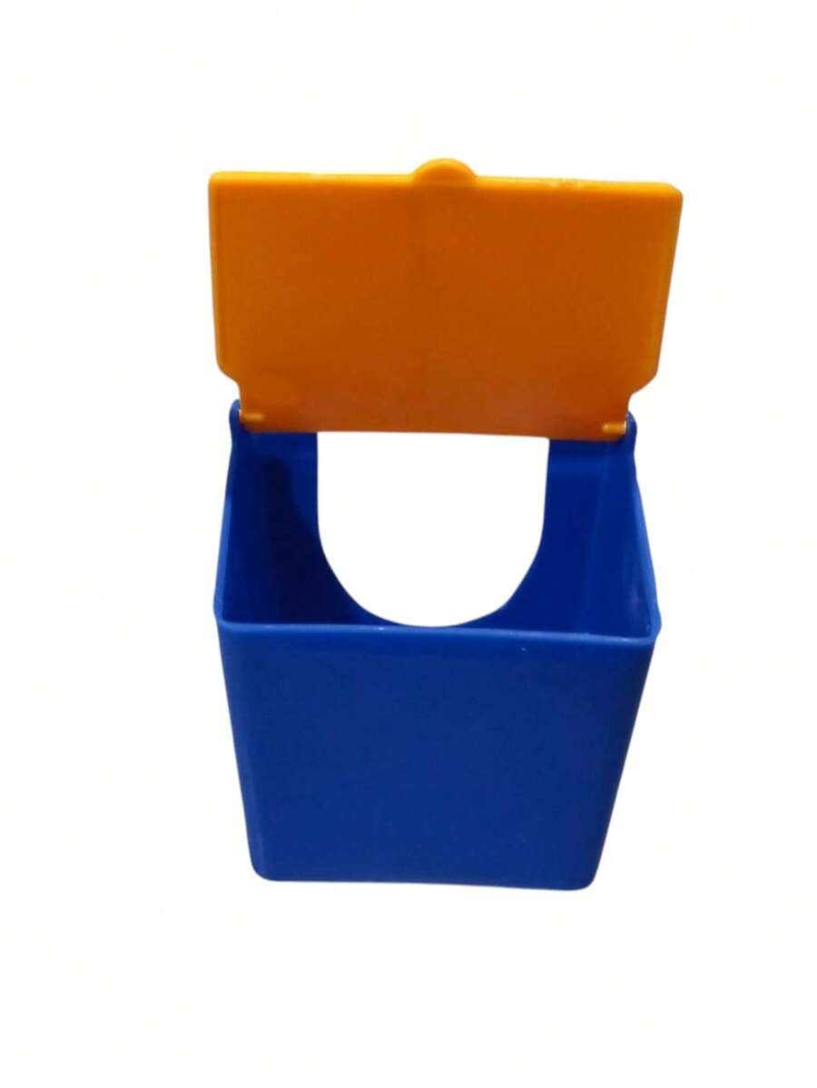 comedero cuadrado con tapa para aves de corral 50pzs