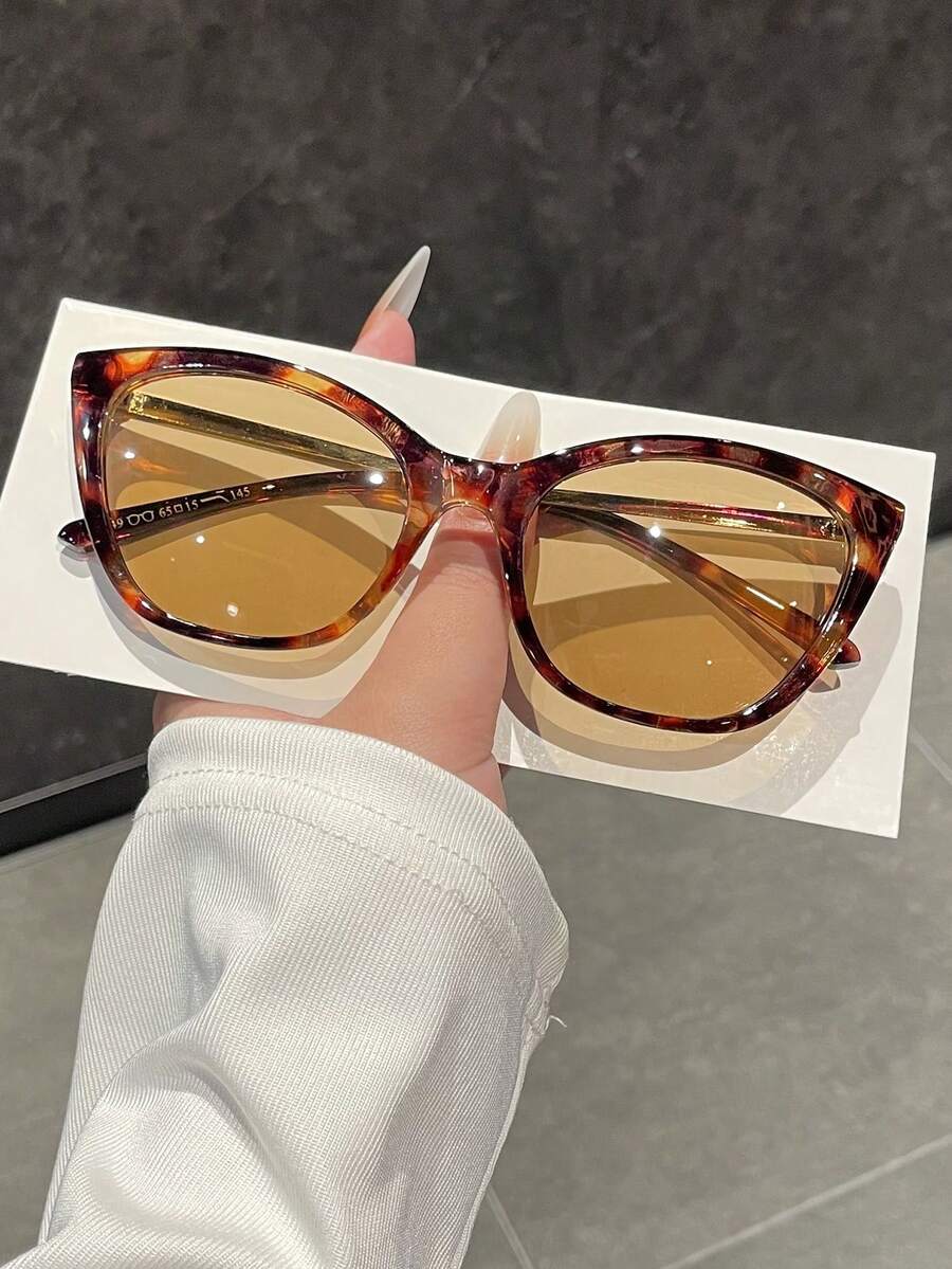 gafas con montura de ojo de gato retro
