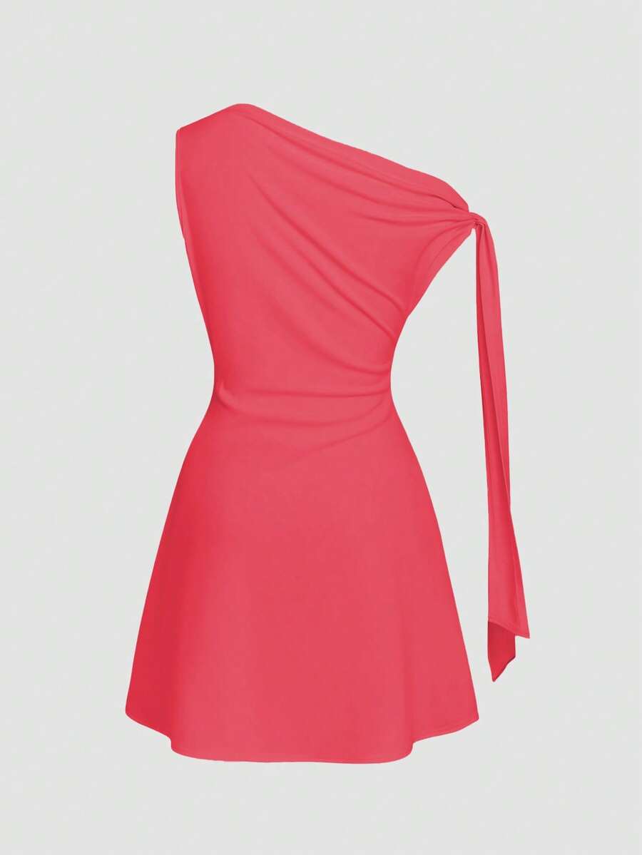 Vestido corto con nudo en la cintura