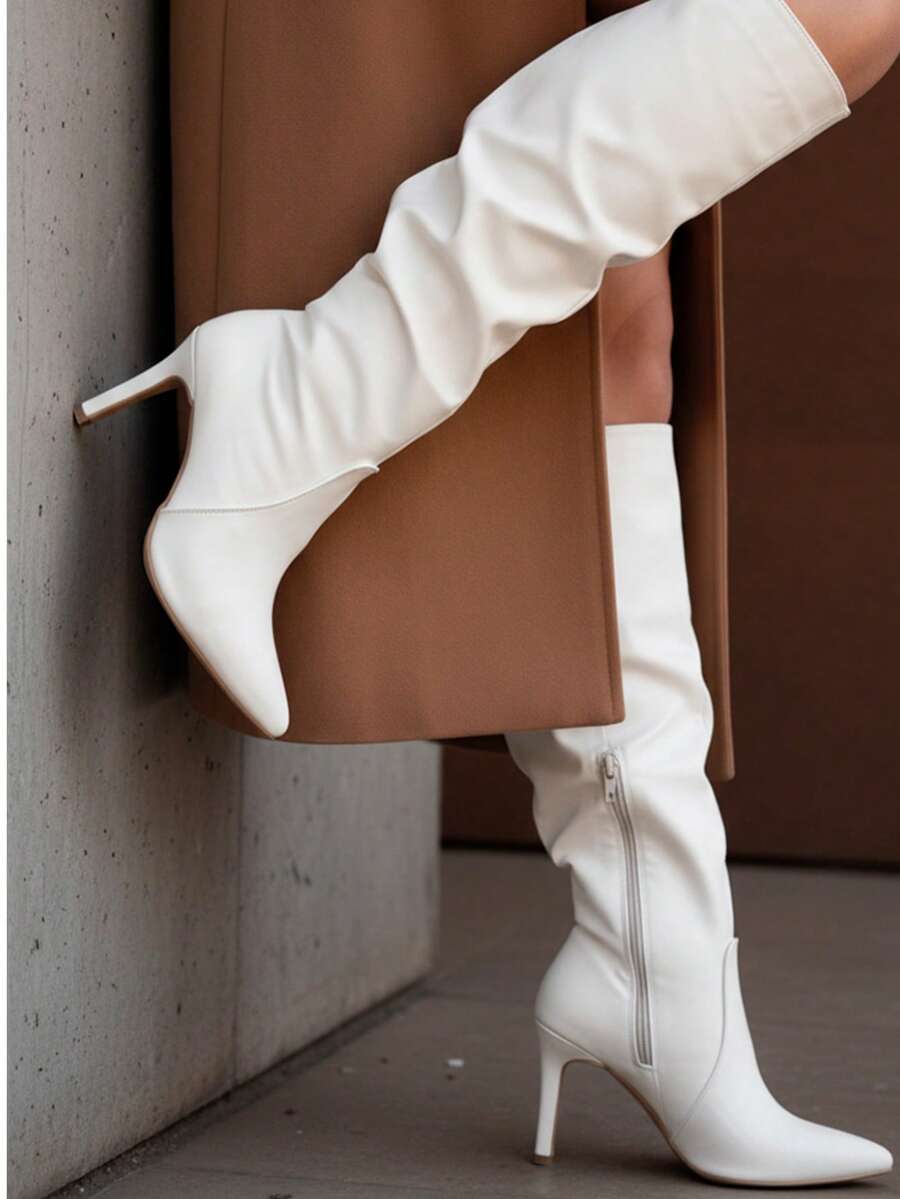 Botas Altas Blancas Fruncidas con Tacón de Aguja Elegantes