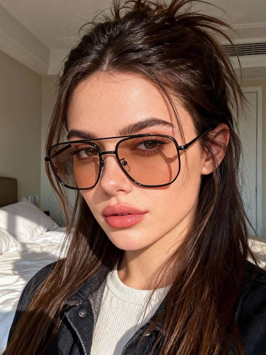 Gafas de mujer con montura cuadrada retro