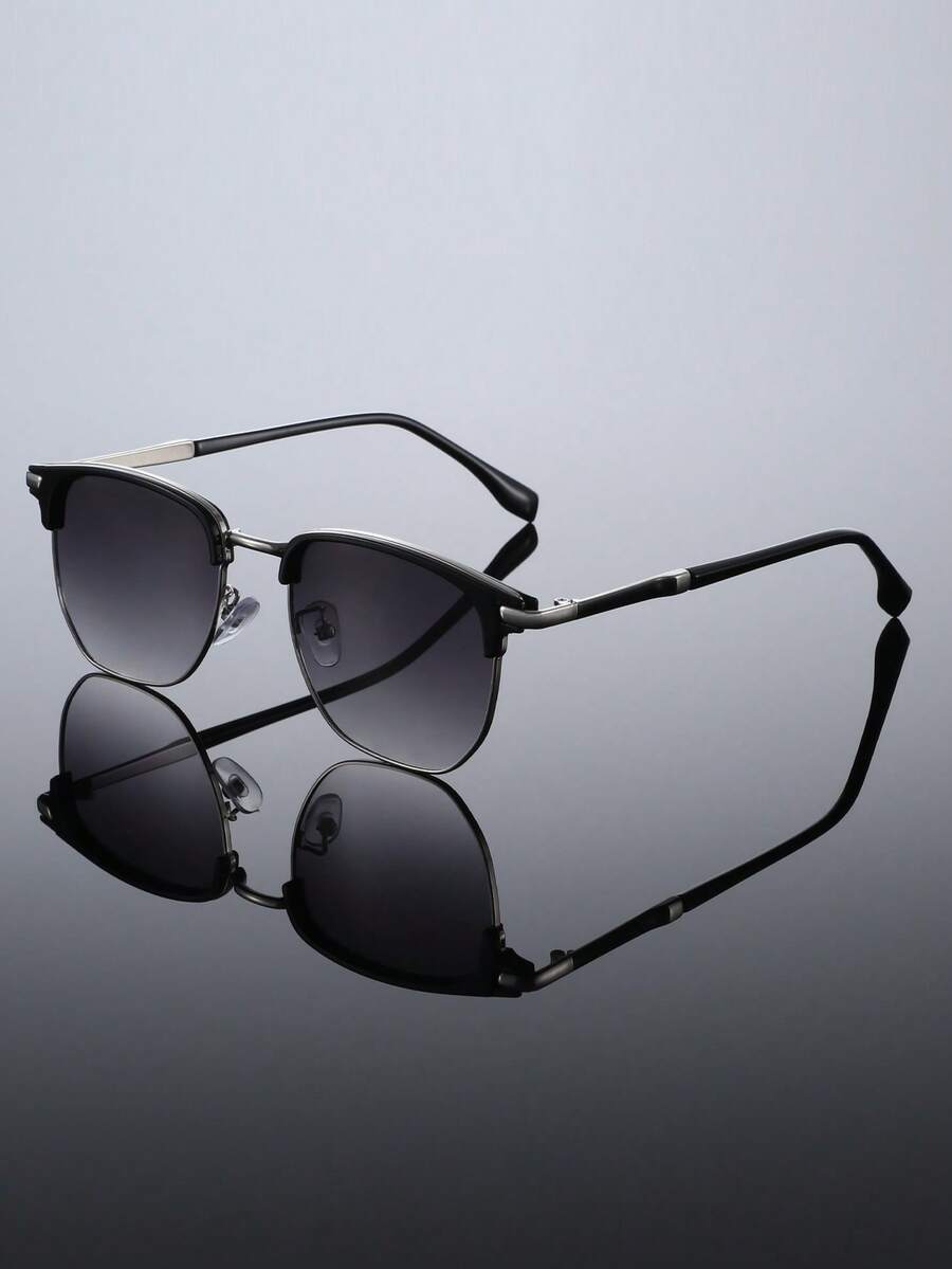 gafas con montura metálica