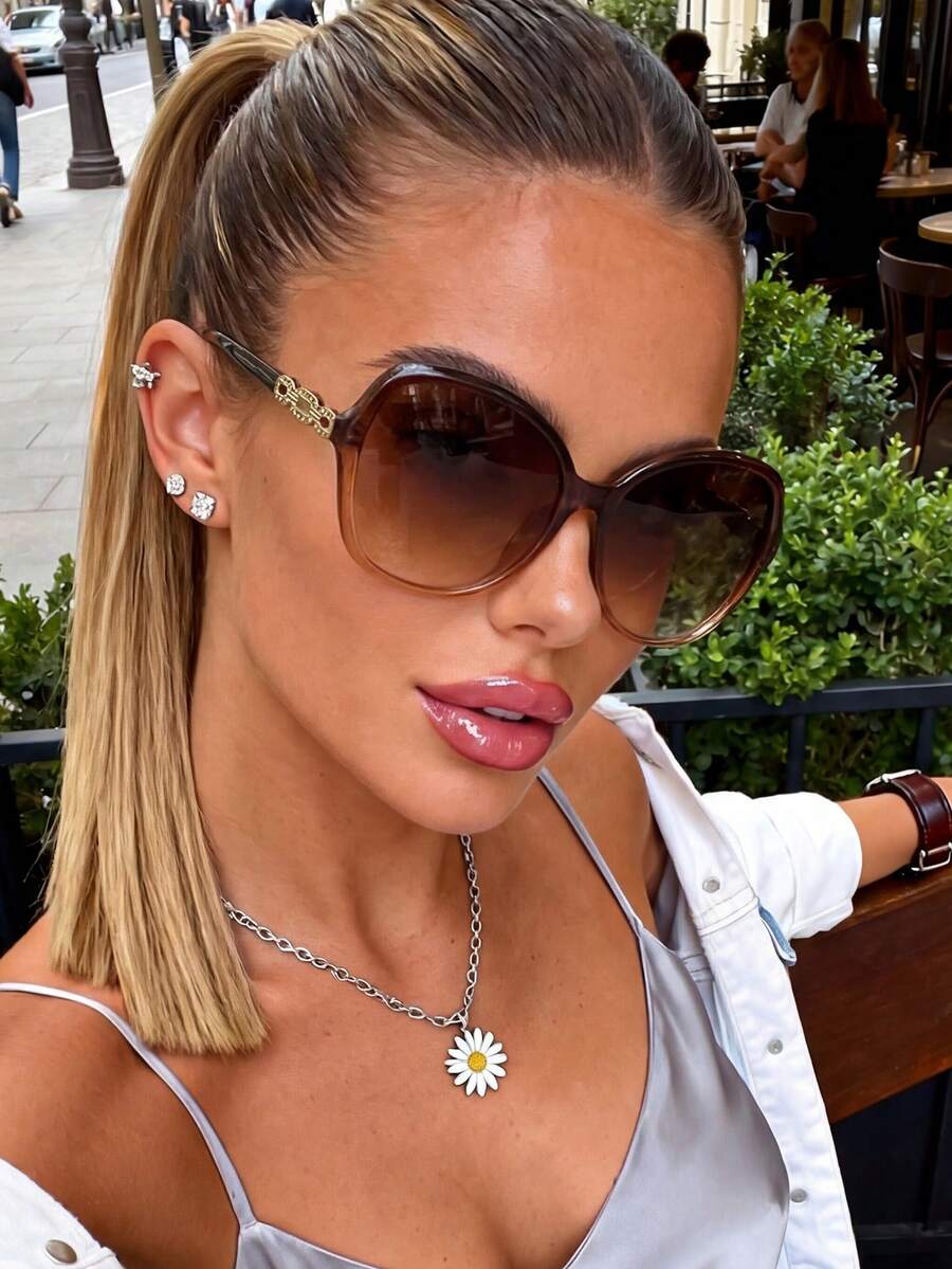 gafas de sol de moda con marco cuadrado