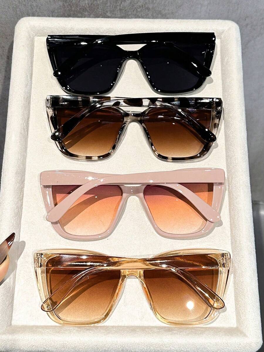 gafas de mujer con montura en forma de ojo de gato