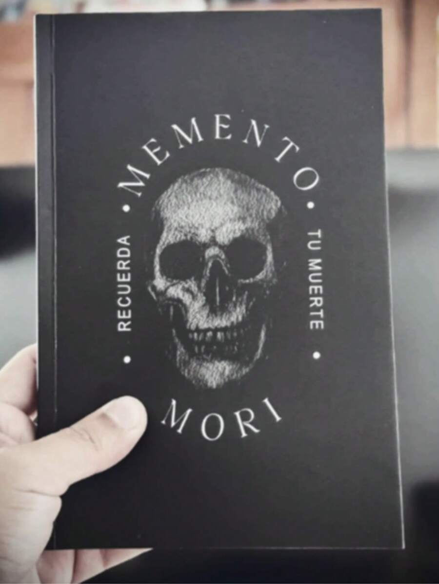 Libro Memento Mori