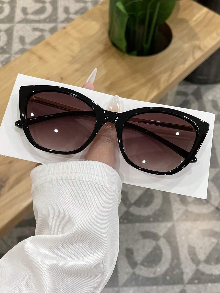 gafas de mujer con montura de metal de estilo vintage