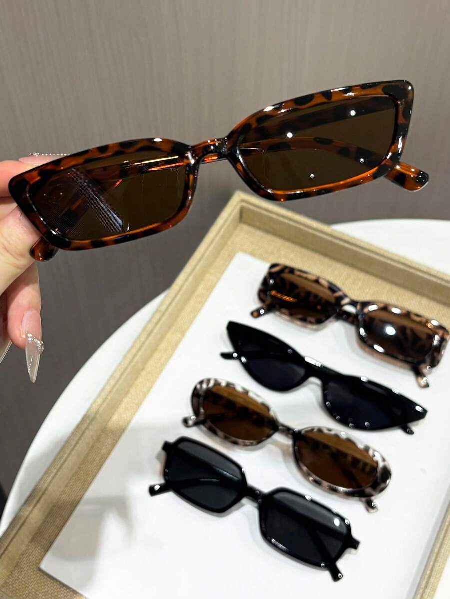 gafas con estampado de leopardo y marcos geométricos multicolor