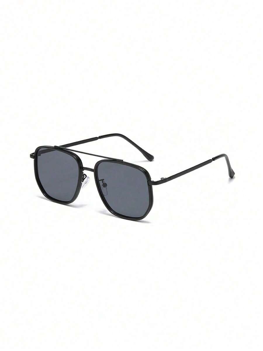Gafas de mujer con montura cuadrada retro