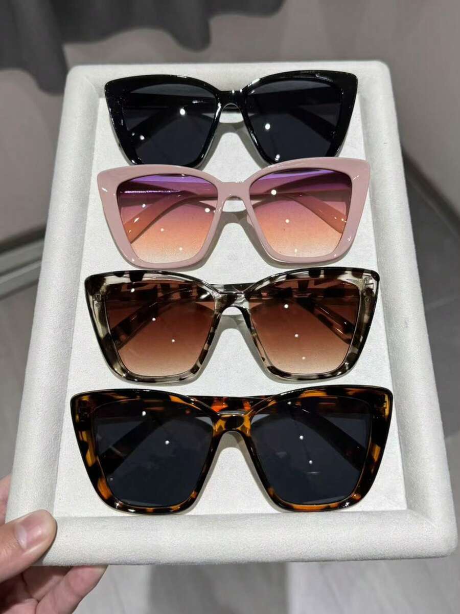 gafas de mujer con montura en forma de ojo de gato