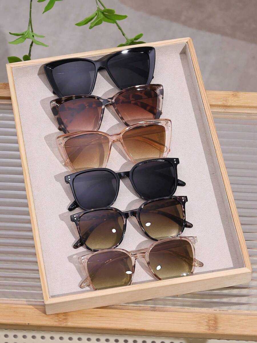 gafas de mujer con montura en forma de ojo de gato