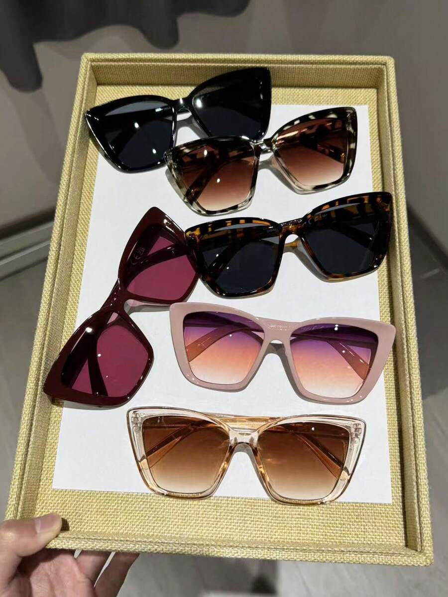 gafas de mujer con montura en forma de ojo de gato