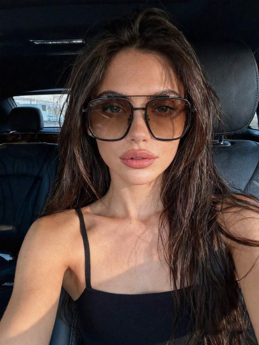 Gafas de mujer con montura cuadrada retro