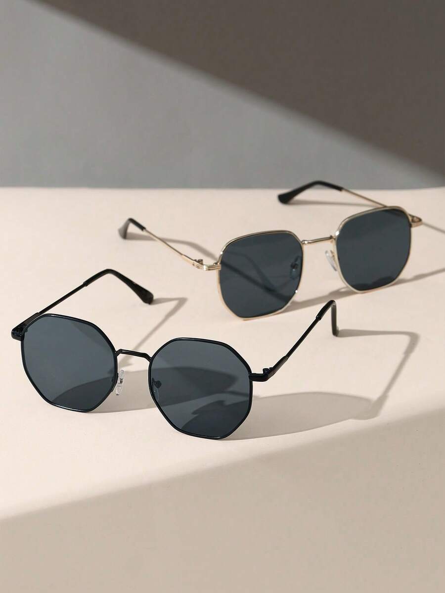 Gafas de moda metálicas y geométricas