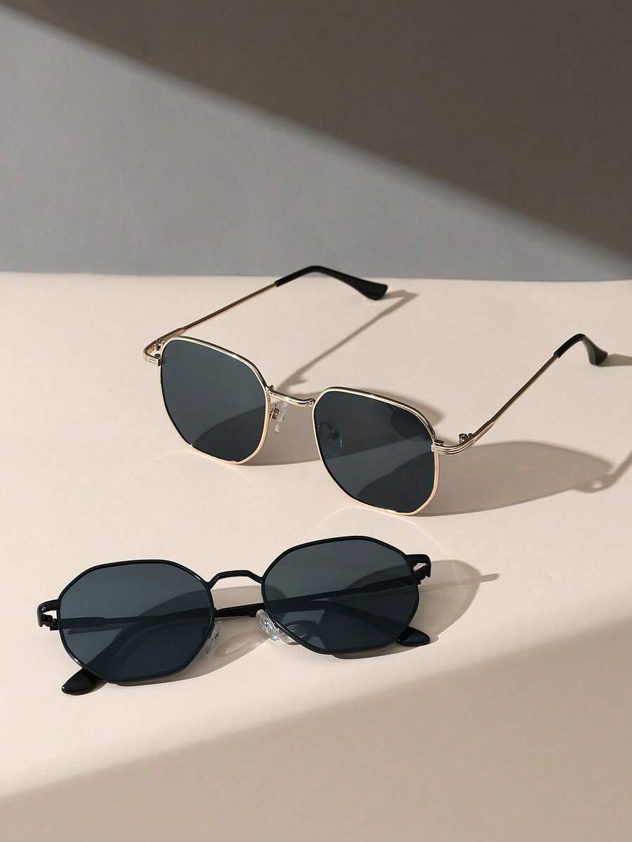 Gafas de moda metálicas y geométricas