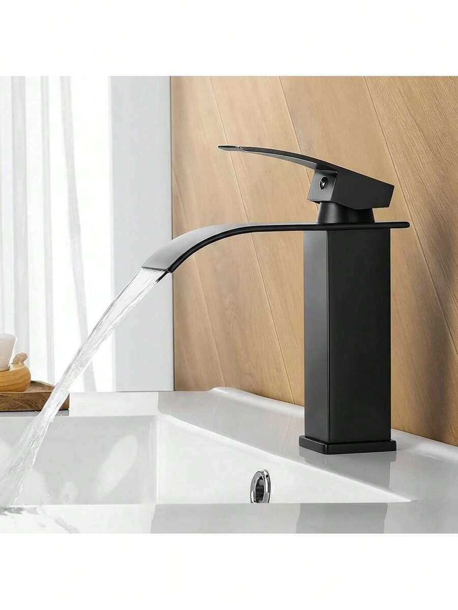Grifo de baño cromado para lavabo