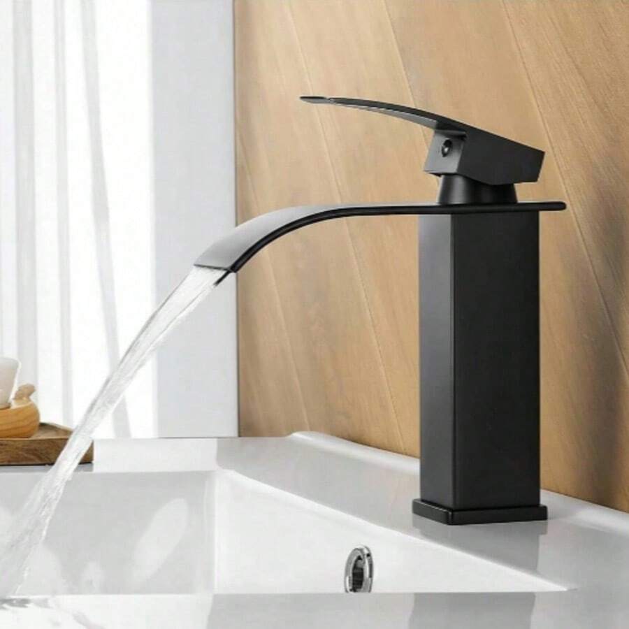 Grifo de baño cromado para lavabo