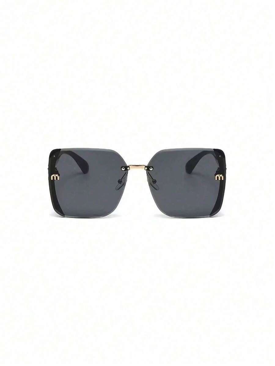 Gafas con montura grande cuadrada