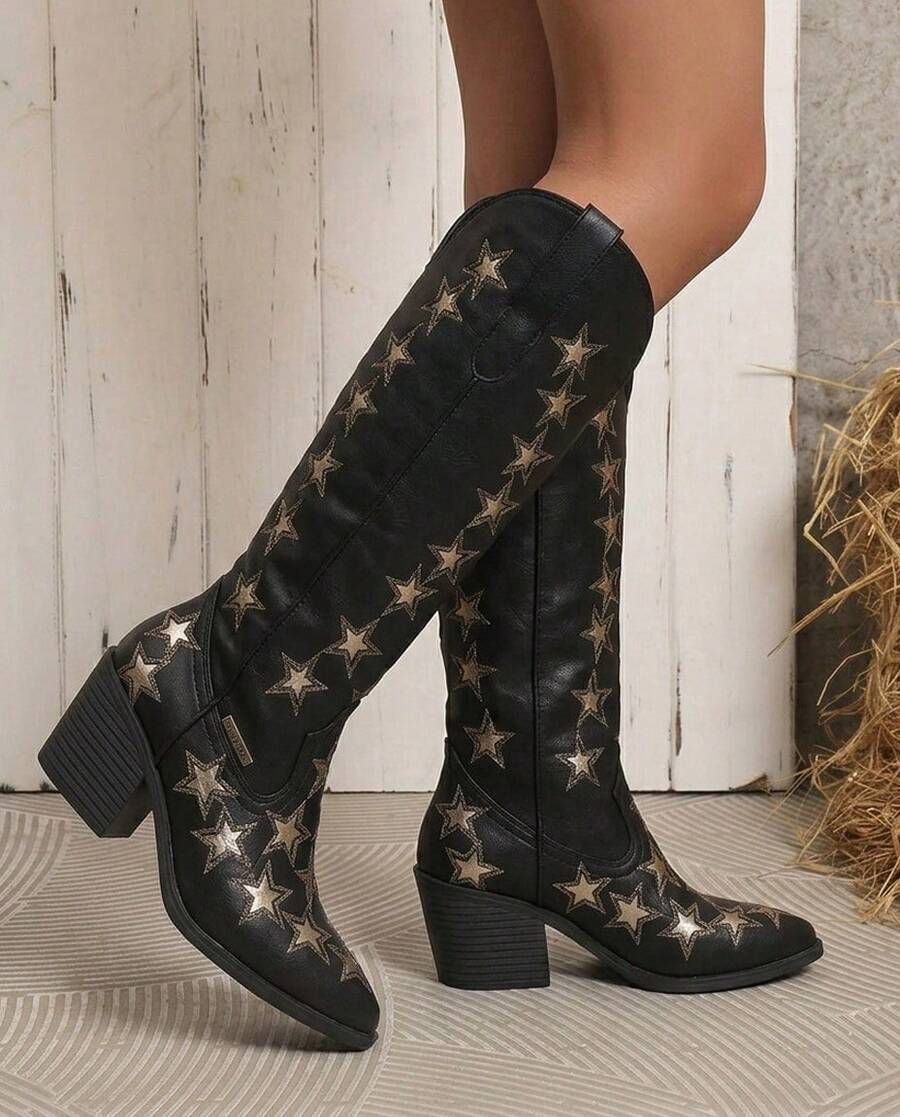 Botas vaqueras de estrellas bordadas