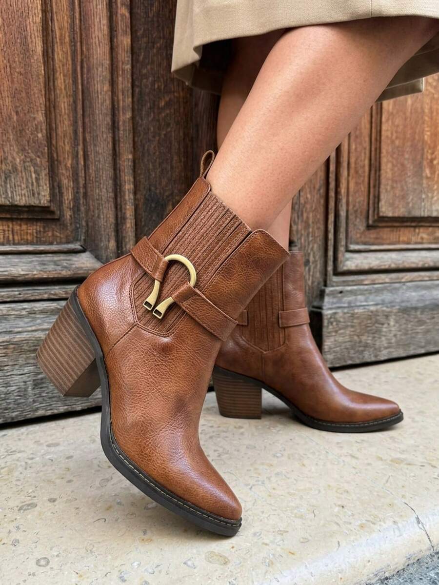 Botines vaqueros cortos