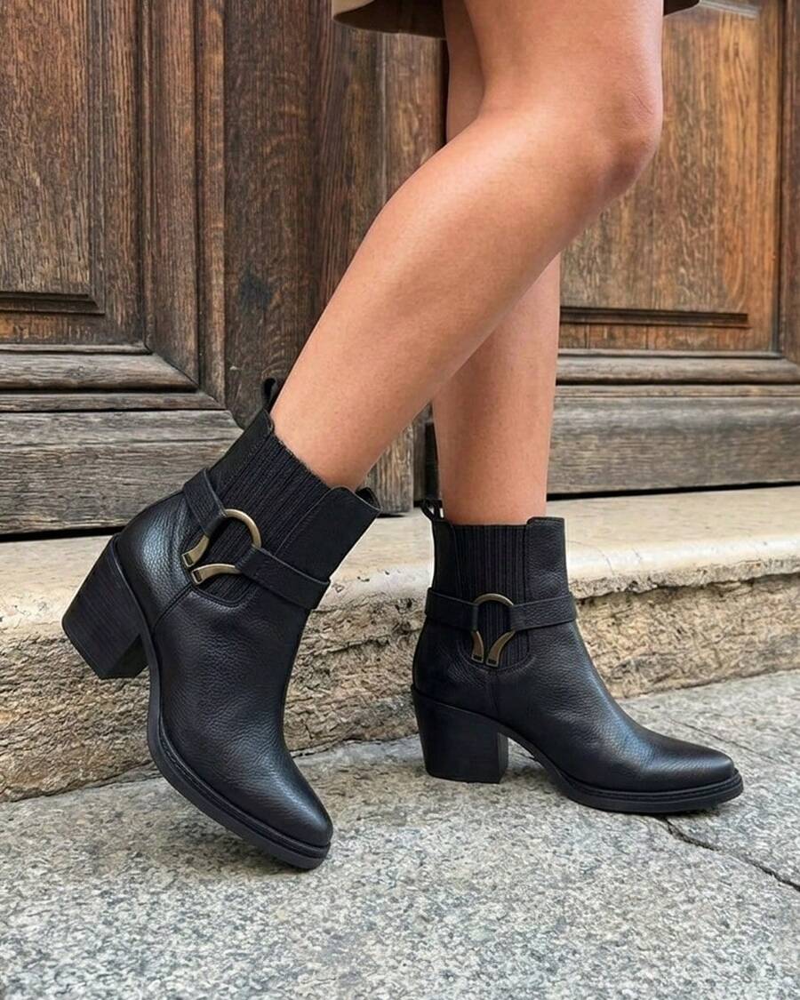 Botines vaqueros cortos