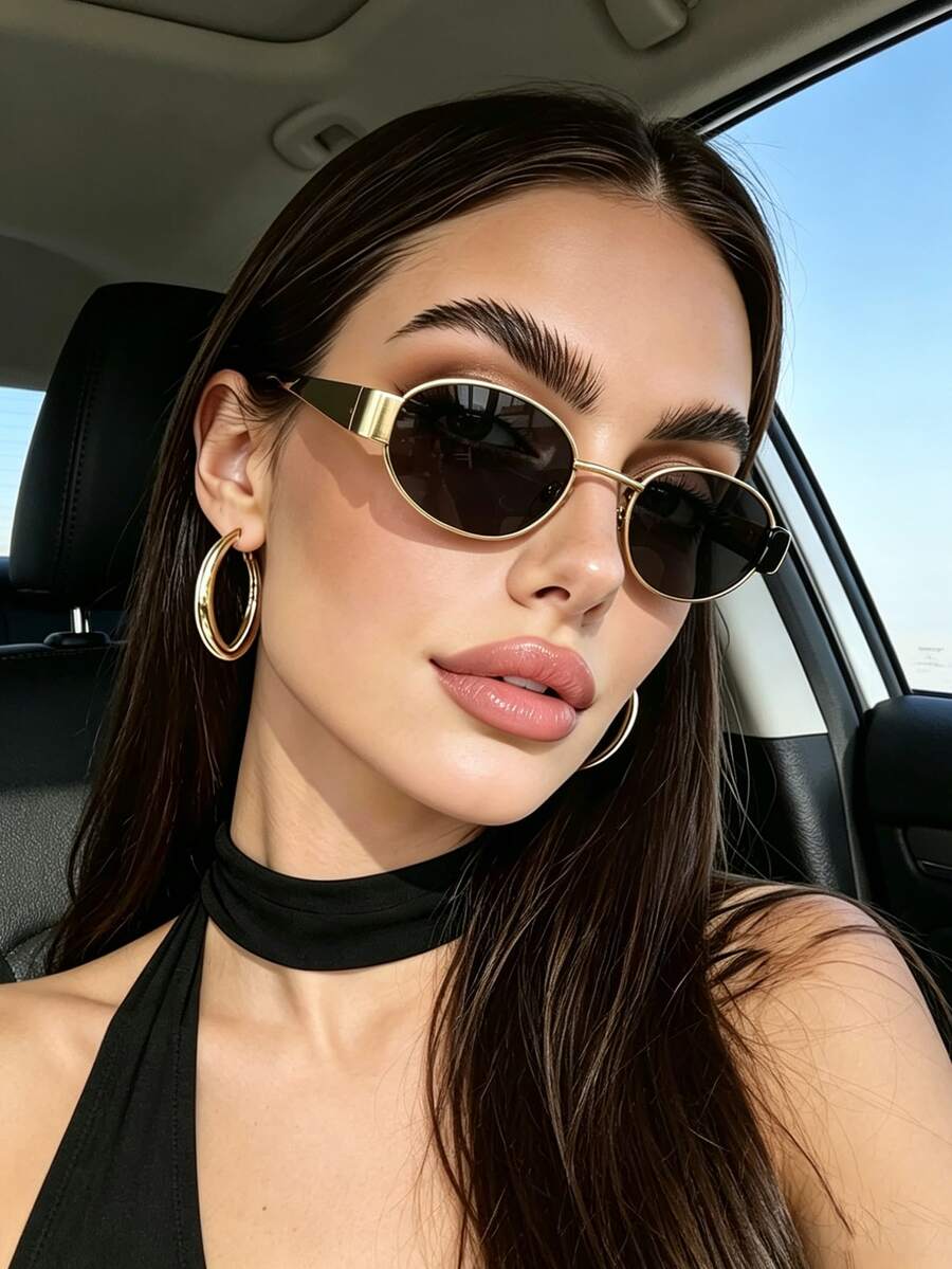 gafas con montura de metal ovalada vintage
