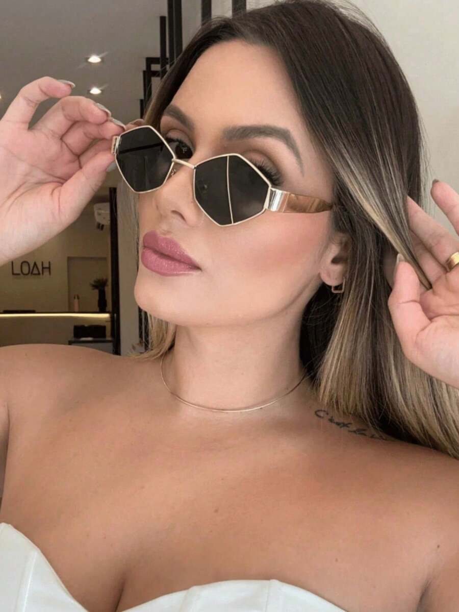 gafas con montura de metal ovalada vintage