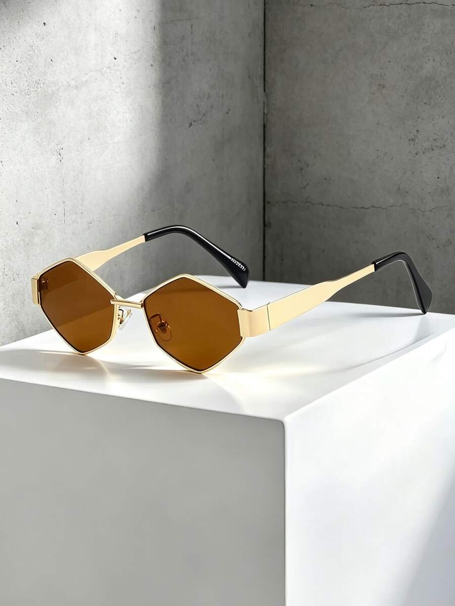 gafas con montura de metal ovalada vintage