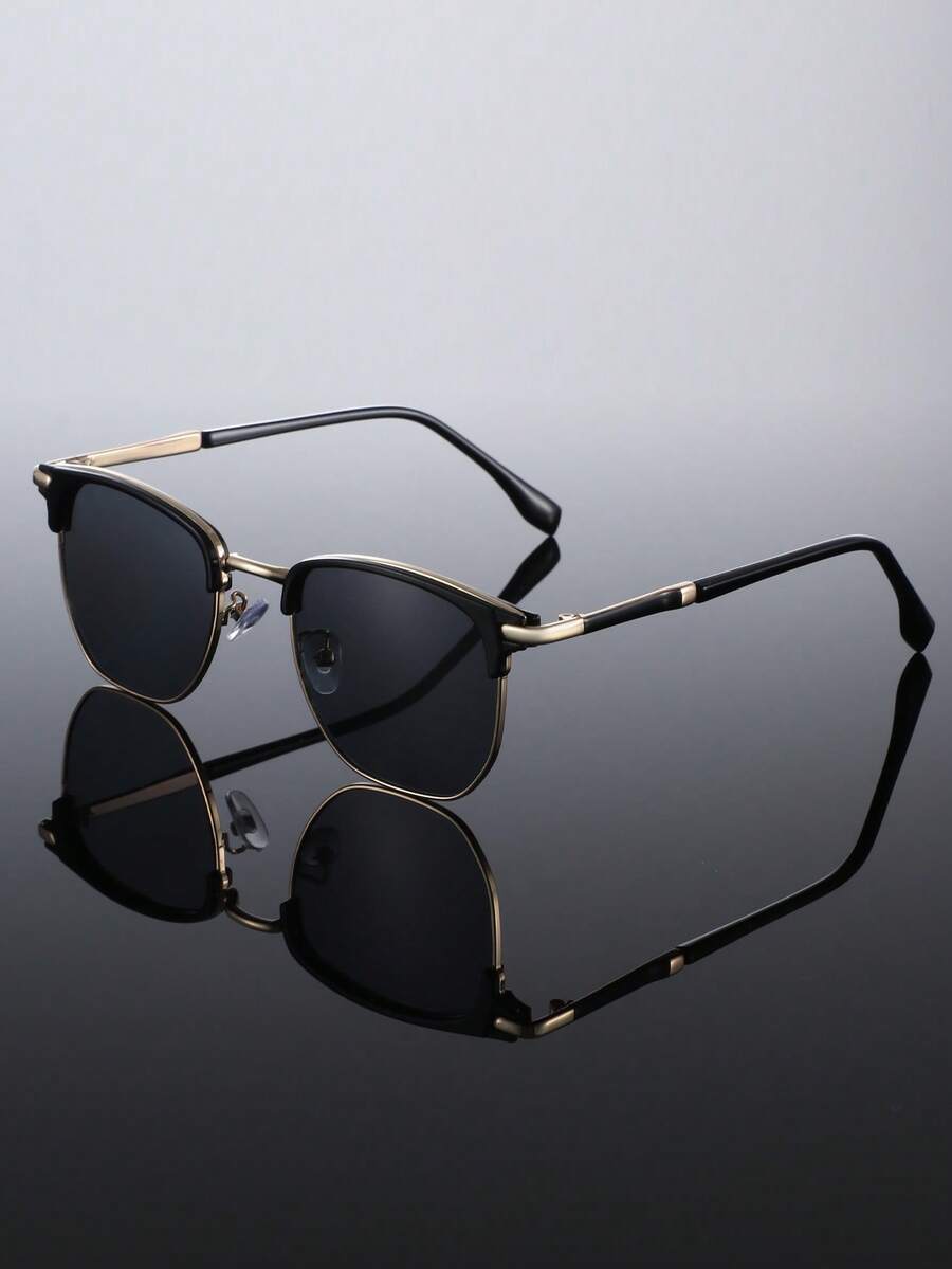 gafas con montura metálica