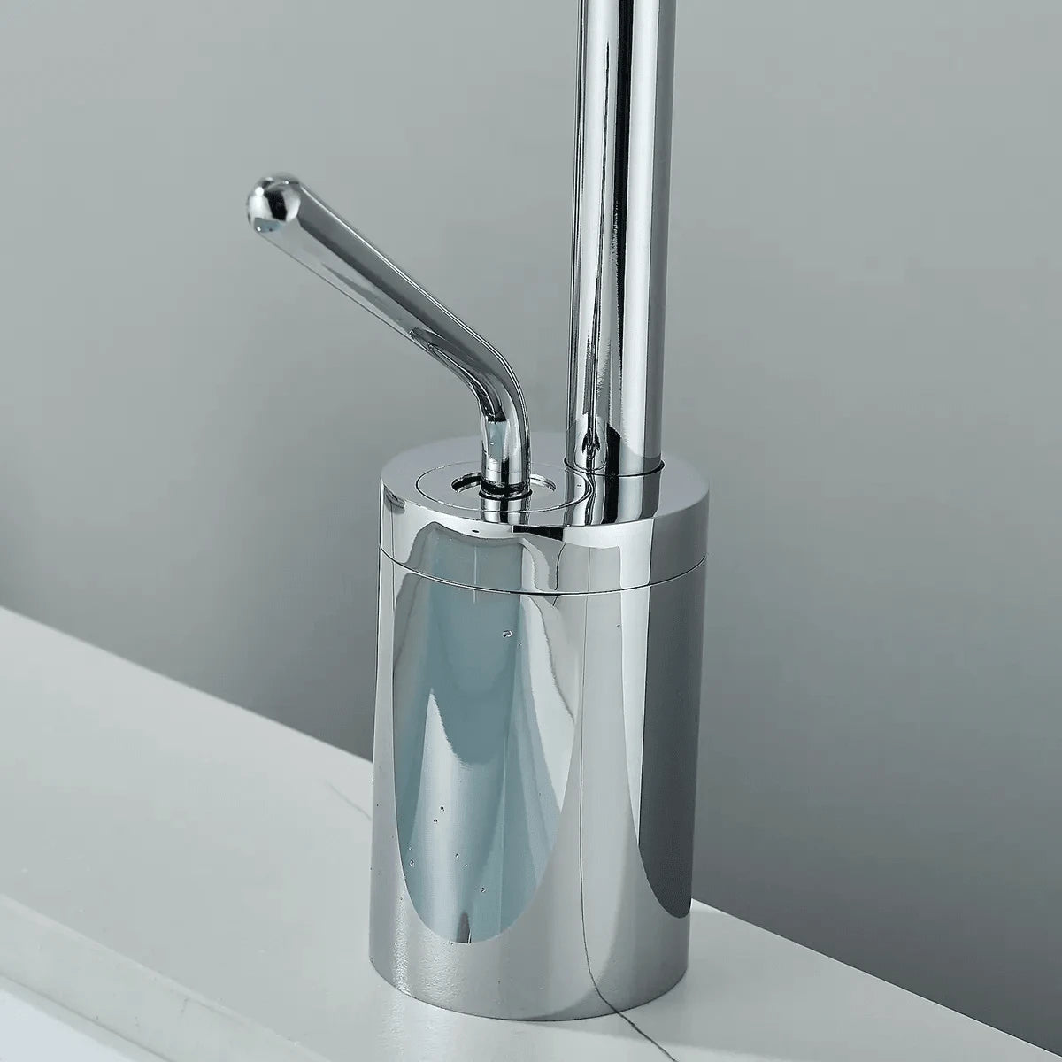 Grifos de baño en oro cepillado