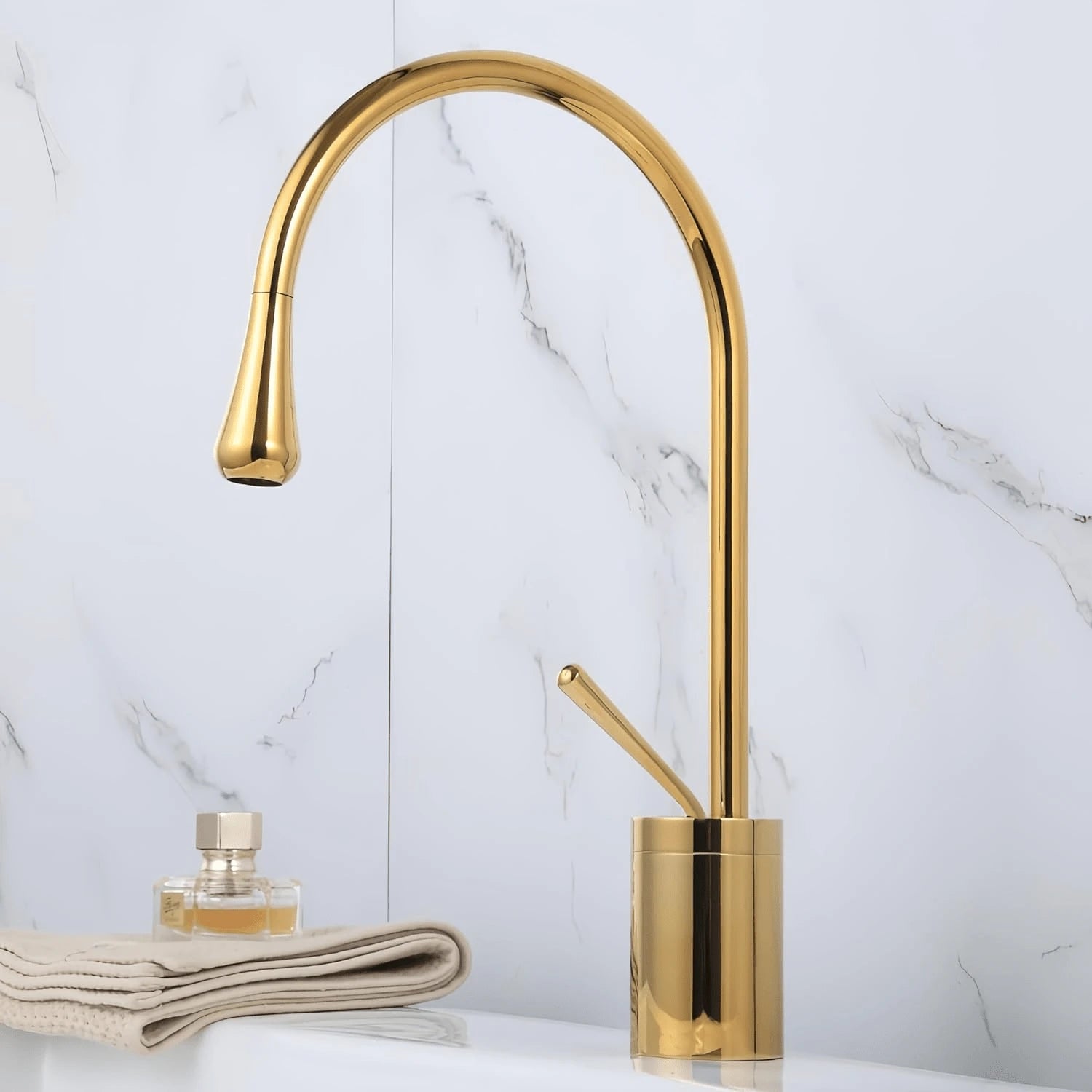 Grifos de baño en oro cepillado