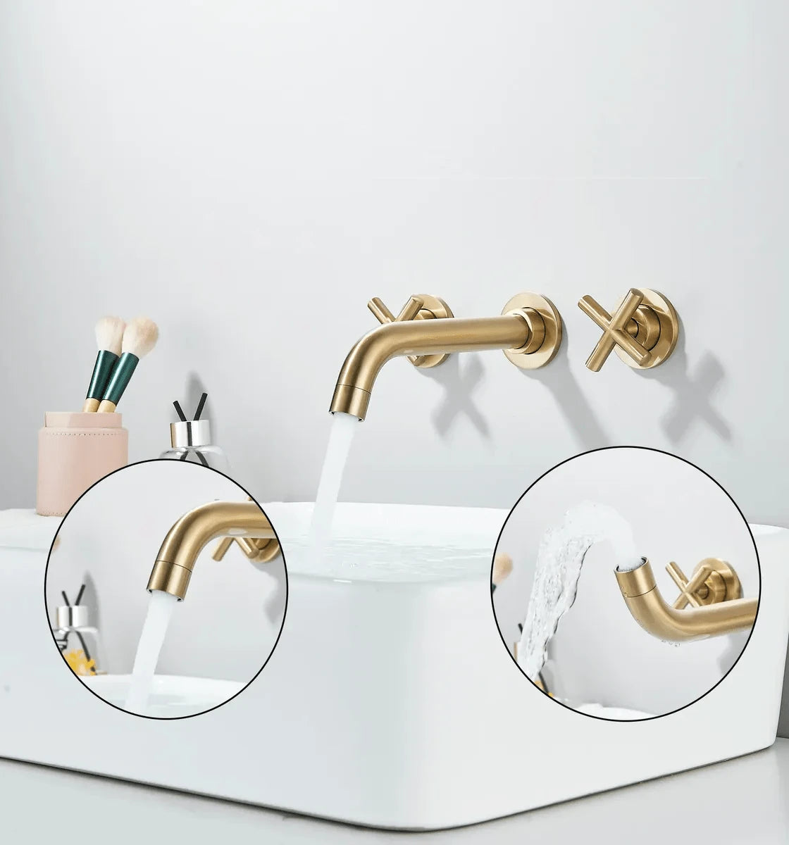 Grifo de baño montado en la pared de latón antiguo de tres agujeros