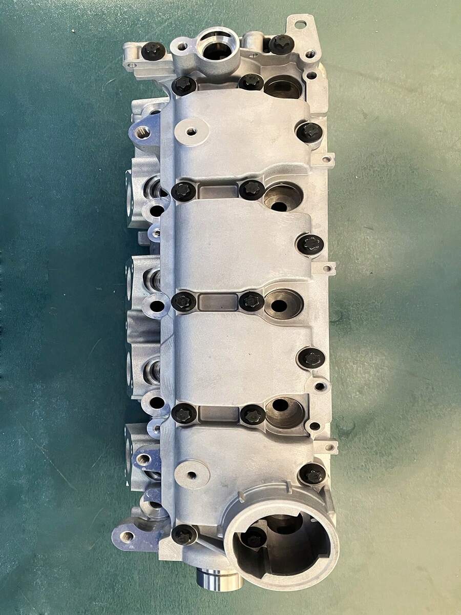 Culata Completa Ensamblada para VW EA111 1.6L 8V